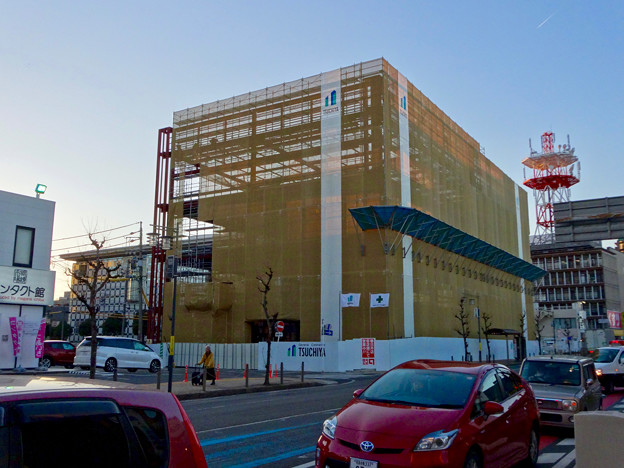 新しい建物の建設が始まってた、ヤマダ電機テックランド春日井店(2017年1月26日)- 1