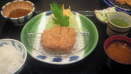 201110102044000