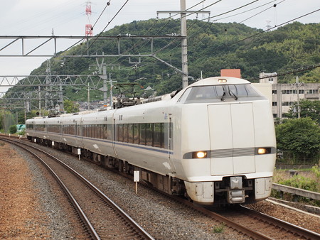 683系特急サンダーバード 東海道本線島本駅