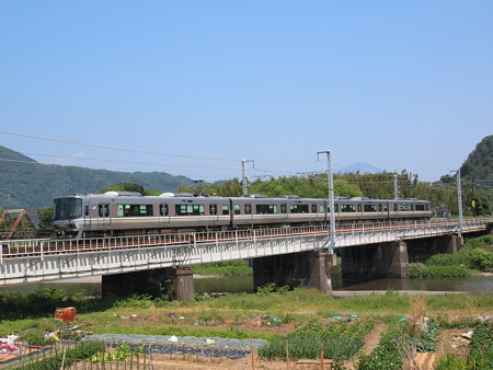 223系新快速 北陸本線河毛~高月02