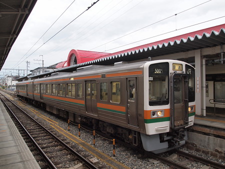213系普通 飯田線飯田駅