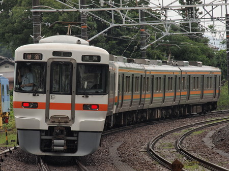 313系普通 東海道本線金谷駅01