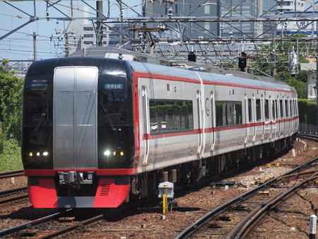 名鉄2200系特急 名鉄名古屋本線神宮前駅01