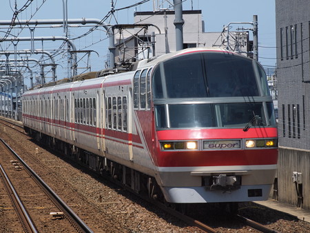 名鉄1000系特急 名鉄常滑線柴田駅02