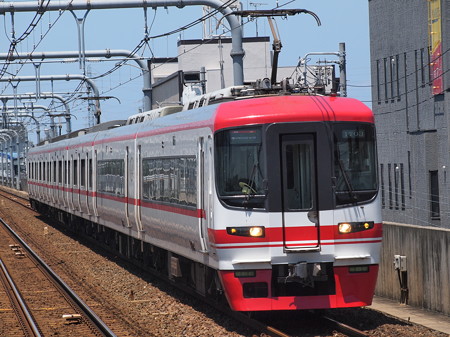 名鉄1700系特急 名鉄常滑線柴田駅