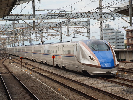 E7系はくたか 上越新幹線熊谷駅
