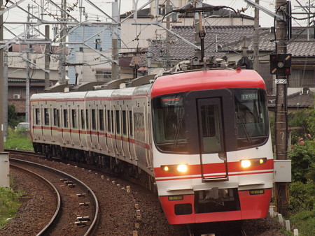 名鉄1700系特急 名鉄犬山線大山寺駅