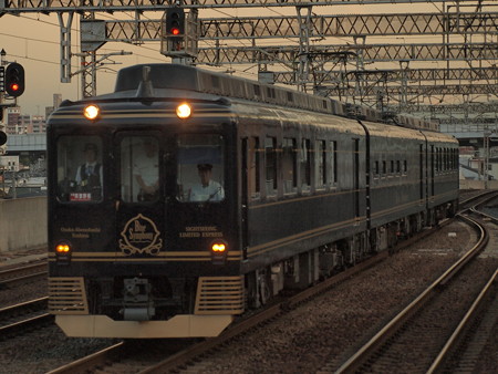 近鉄16200系 青の交響曲 近鉄南大阪線今川駅