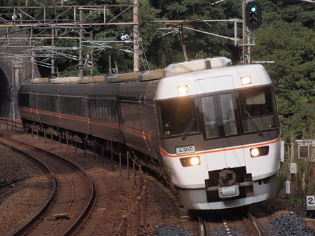 383系特急しなの 中央本線古虎渓駅01