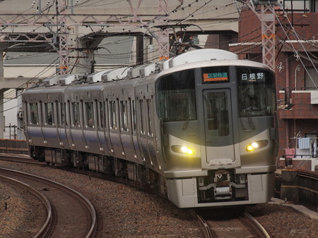 225系区間快速 阪和線美章園駅02