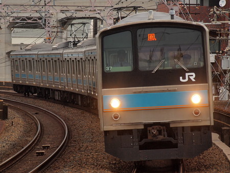 205系普通 阪和線美章園駅01
