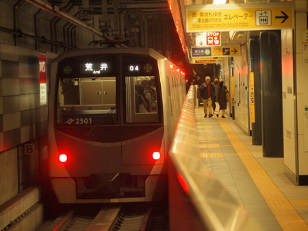 仙台市営地下鉄2000系東西線仙台駅03