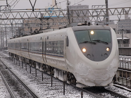 681系特急しらさぎ 東海道本線尾張一宮駅