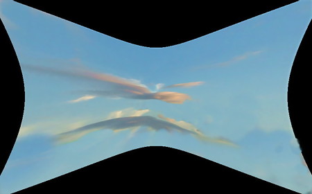 雲-01c_巨鳥の飛翔