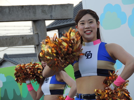 若泉茉甫さん。