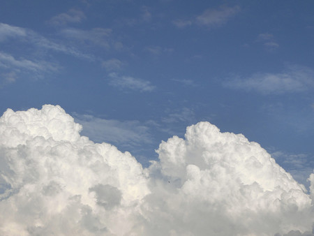 もくもく雲