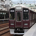 Photos: 阪急神戸線　9000系9018F