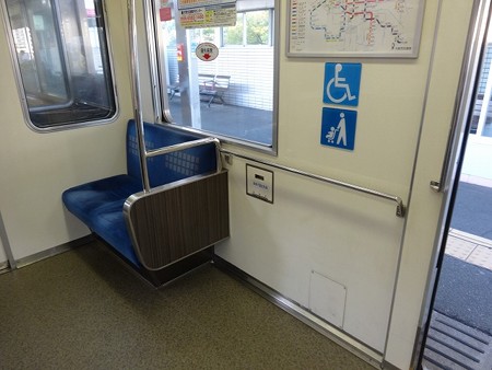 66N-車椅子スペース