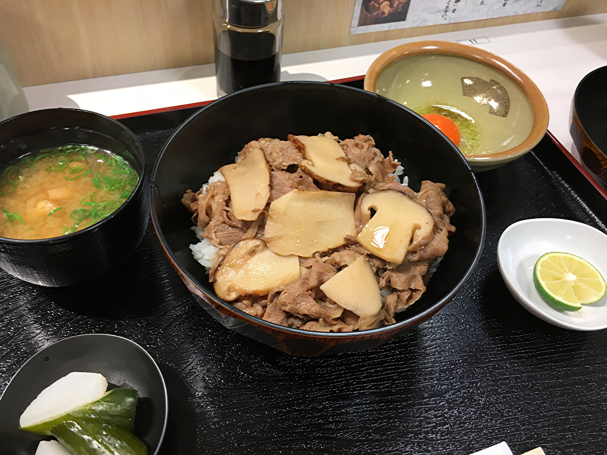 すき焼き丼2