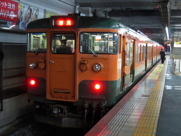 115系 D-27