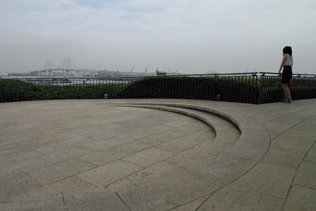 港のみえる丘で