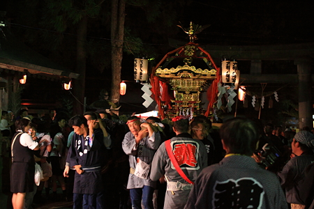 六椹八幡宮例大祭　宮入