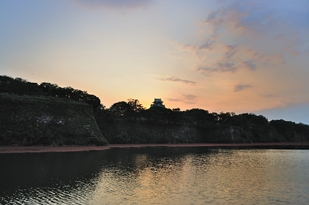 城と夕空