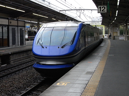 HOT7000系(新大阪駅)