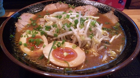 みそや　チャーシューメンたまご入り