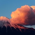 Photos: 2月12日富士宮市からの夕方富士山～ 夕焼け雲とのコラボ、ダイナミックでした(^ ^)