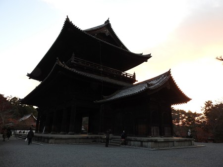 2015.12.4 1629 知恩院3(元画像)