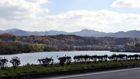 石山寺駅11 瀬田川対岸の風景