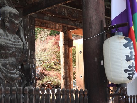 石山寺127 帰りの参道7