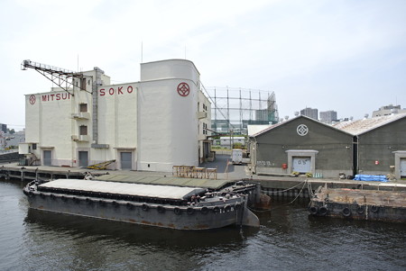 千若町の三井倉庫