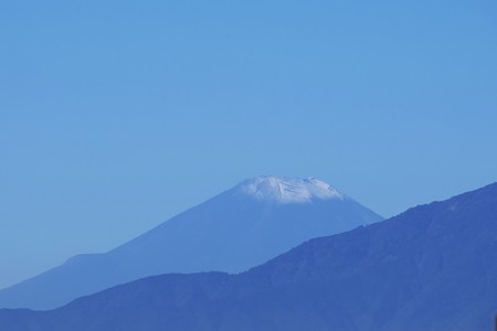 2016.10.26　駅前　富士山　初冠雪
