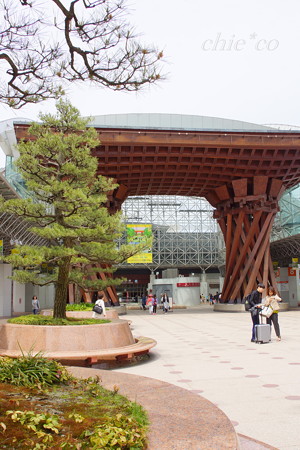 金沢駅・・