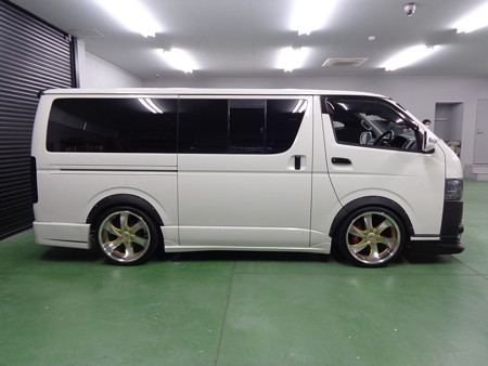 ハイエース　中古車納車１