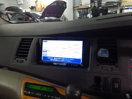 アイシス　ナビ取付