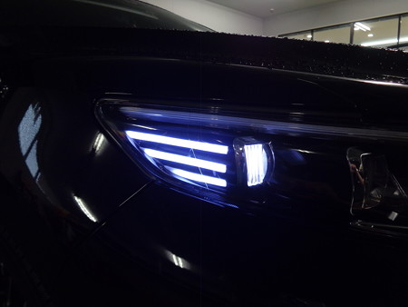 ハリアー　埼玉県　サイドマーカー３本ライン・サイドレンズＬＥＤ加工１