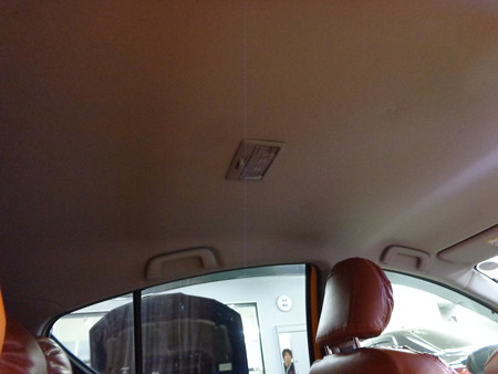 トヨタＡＱＵＡ　リアルームランプ増設加工　消灯時