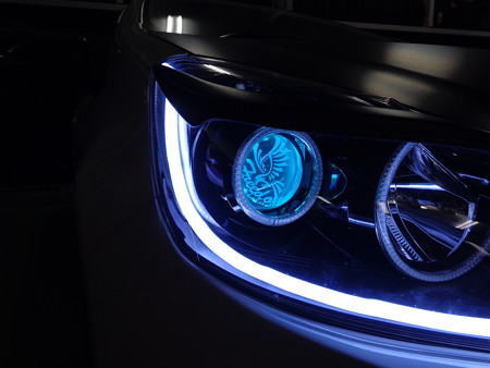 トヨタＡＱＵＡ　愛知県　プロジェクター内ＬＥＤ取付　カラーチェンジタイプ６