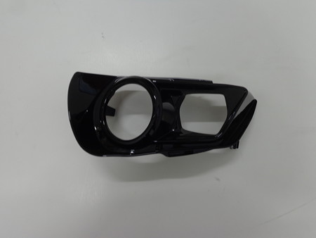 アルファード３０　ヘッドライトインナーブラックアウト　塗装後４