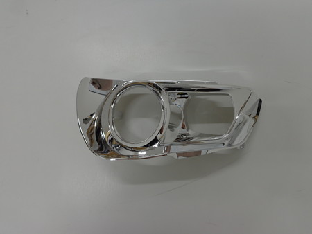 アルファード３０　ヘッドライトインナーブラックアウト　塗装前４