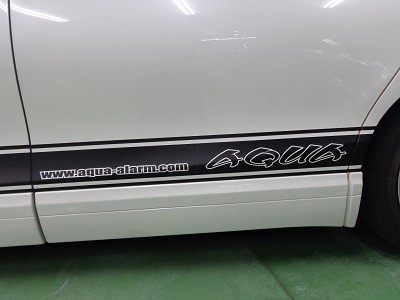 エスティマ　カーボンシート施工　サイドデカール　　　400