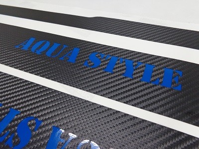 トヨタＡＱＵＡ　傷防止シート　ステップパネル４点　ロゴ有り　ロゴカラーブルー