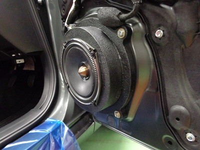 アクセラ　新潟県　スピーカー取付　バッフル製作