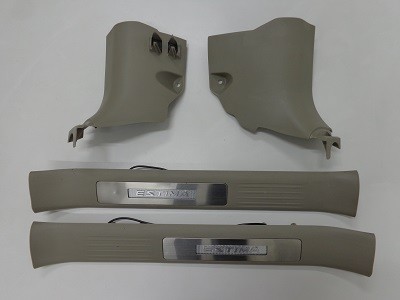エスティマ　カーボンシート施工前