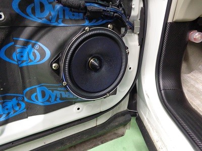 エスティマ　アルパイン１８ｃｍスピーカー取付