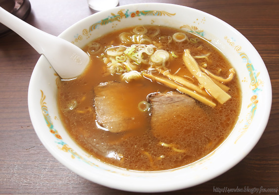 しょう油ラーメン P8210007