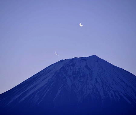 ピンボケ修整田貫と日食1